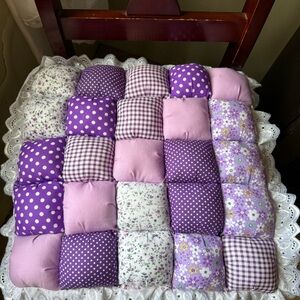 Handmade chair pad